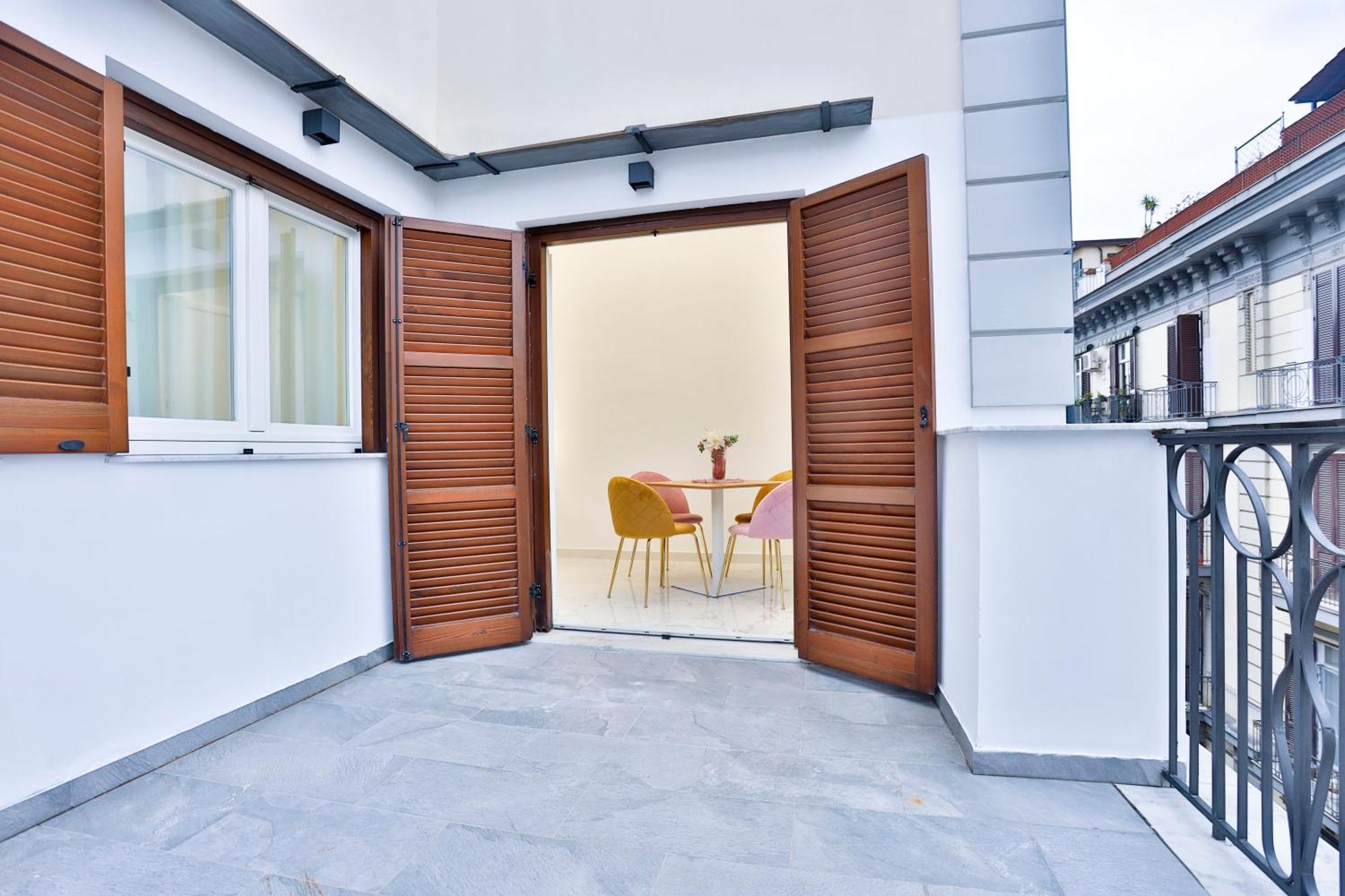 Hotiday Room Collection - Napoli Sant'Arcangelo Exterior photo