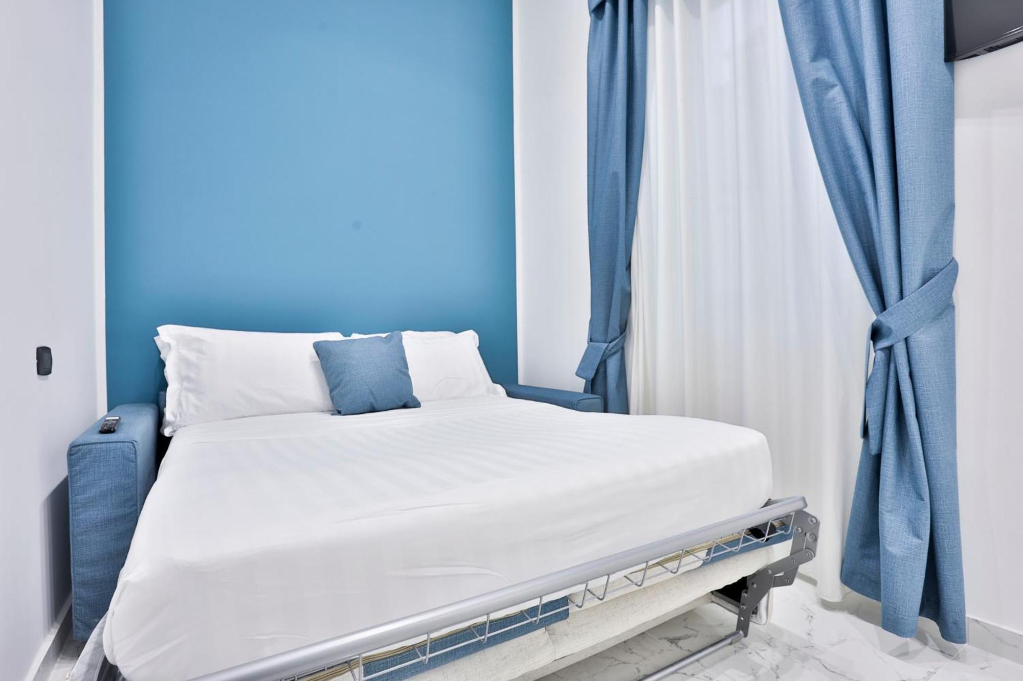 Hotiday Room Collection - Napoli Sant'Arcangelo Exterior photo